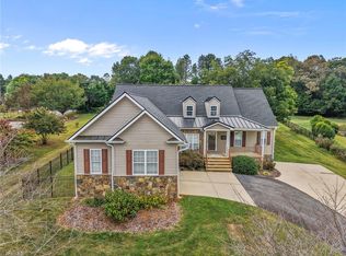 3008 River Hill Ln, Burlington, NC 27217