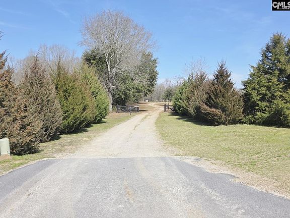 2nd image of 3135 Cox Rd