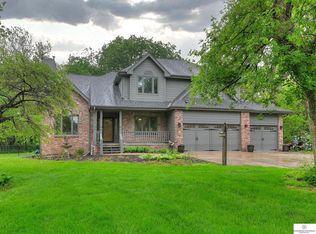 12904 N Shore Dr, Springfield, NE 68059