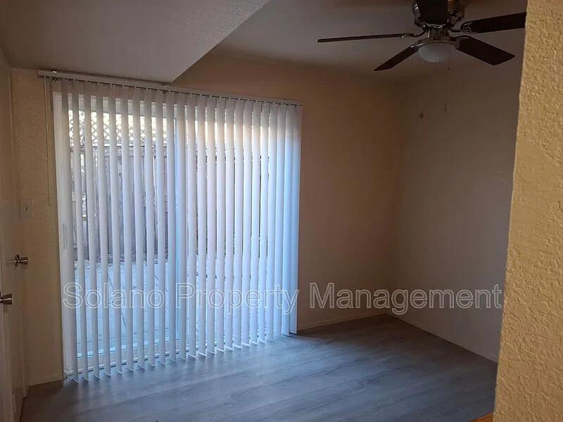 2 bed, 1.5 bath, 800 sqft, $1,850 — Photo 3
