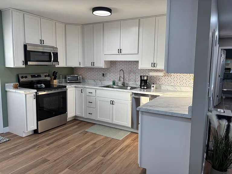 601 N Bradner Ave — Photo 7