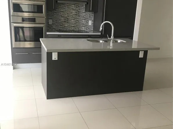 7661 NW 107th Ave APT 605, Doral, FL 33178