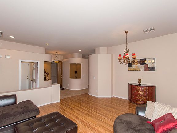5th image of 9736 E Navarro Ave