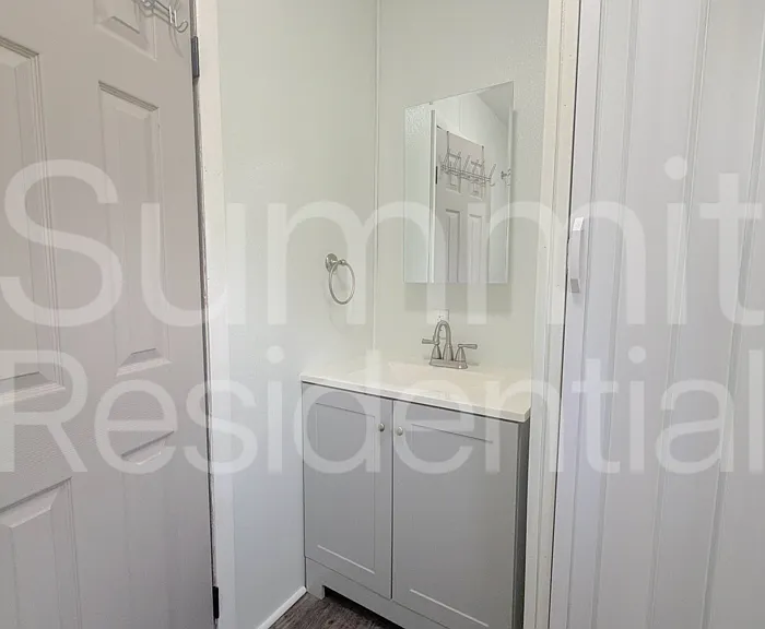 79 Martha Ave #REAR — Photo 5