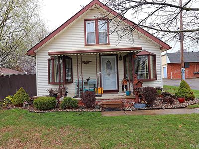 29438 Elmwood St, Garden City, MI, 48135