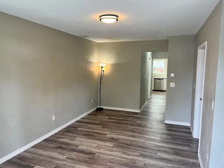 701 Tropic St — Photo 8