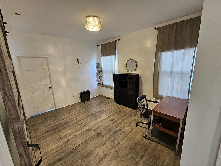 617 E Locust Ave #1 — Photo 12