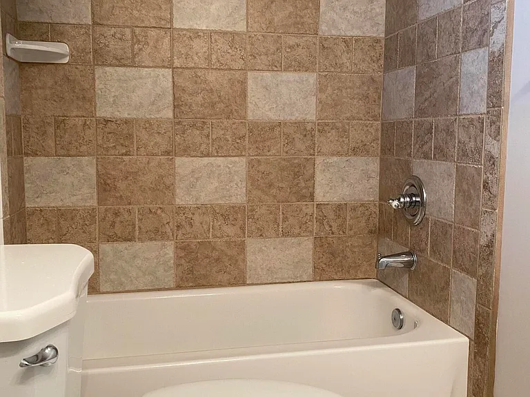 914 N Wild Olive Ave #910 — Photo 18