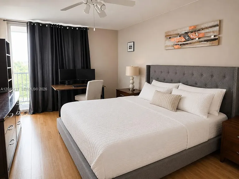 851 Three Islands Blvd #520 — Photo 11