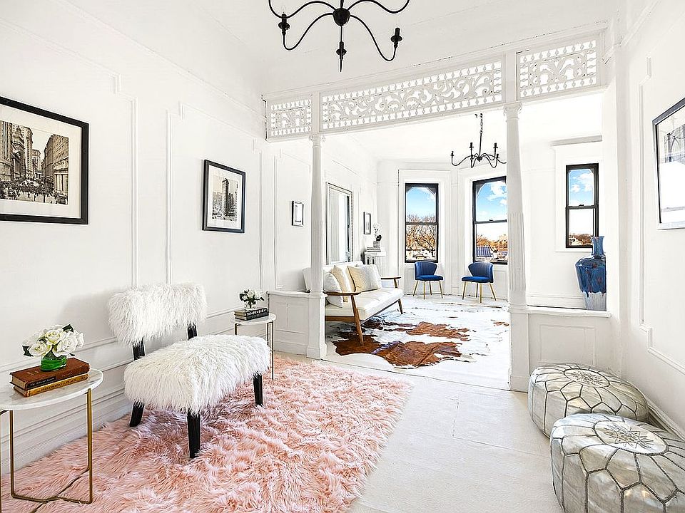 1st image of 454 15th St APT 4R