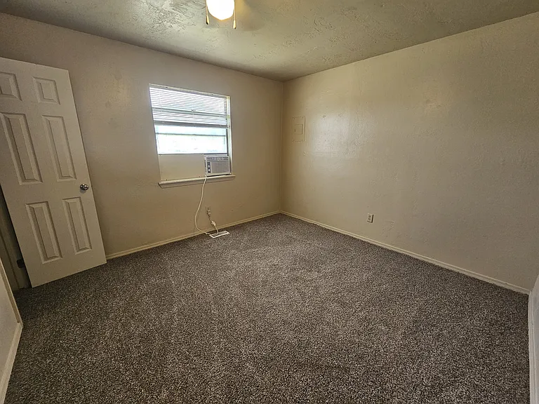 2629 SW H Ave #A — Photo 10