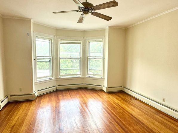 5 Ingersoll Ave FLOOR 2