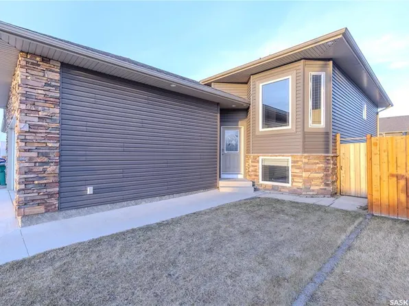 254 MacInnes STREET, Saskatoon, SK S7T 0T2