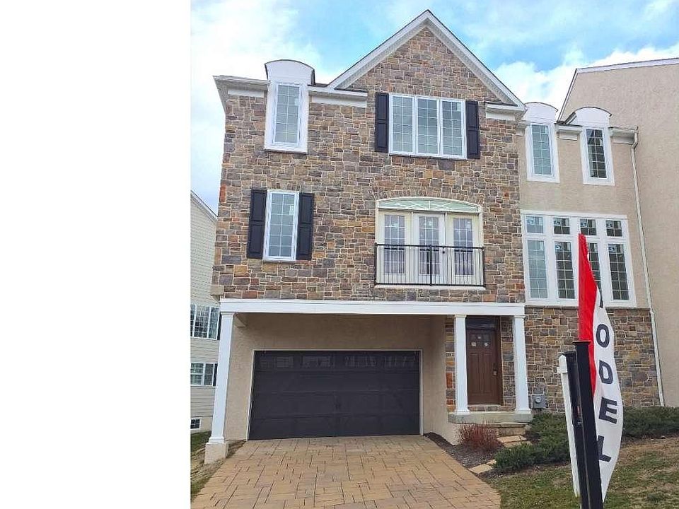 1st image of 415 Ravenscliff Dr