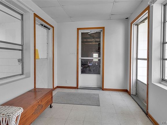 3rd image of 13256 Day Rd