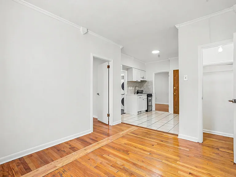 1010 Pine St #2FF — Photo 30