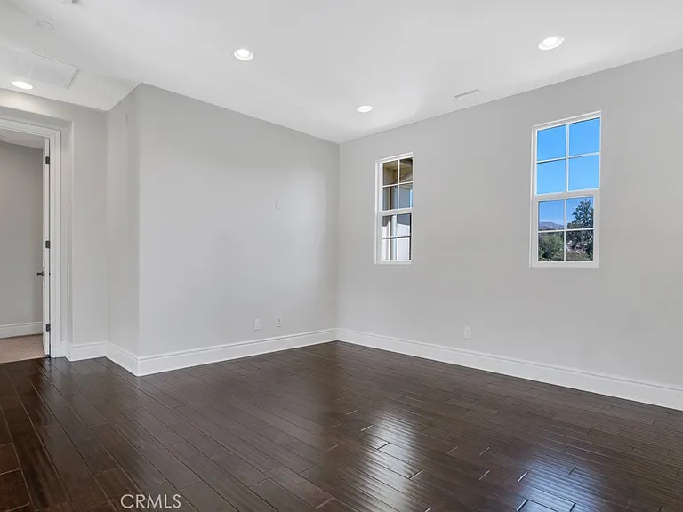 9611 Baden Ave — Photo 38