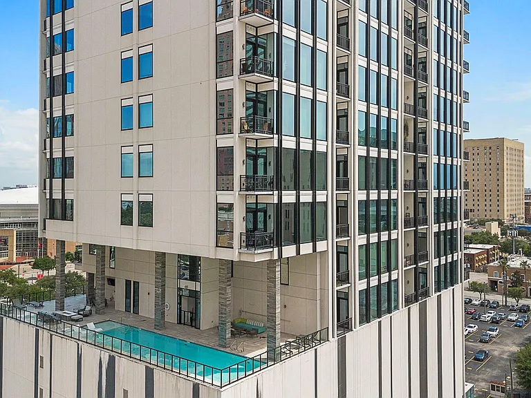 1211 Caroline St #1109 — Photo 30