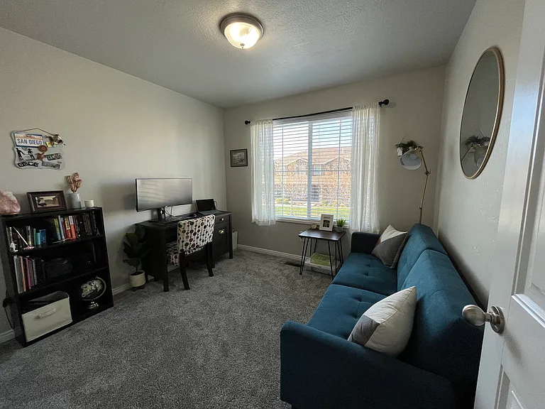 881 Berkeley Dr — Photo 30