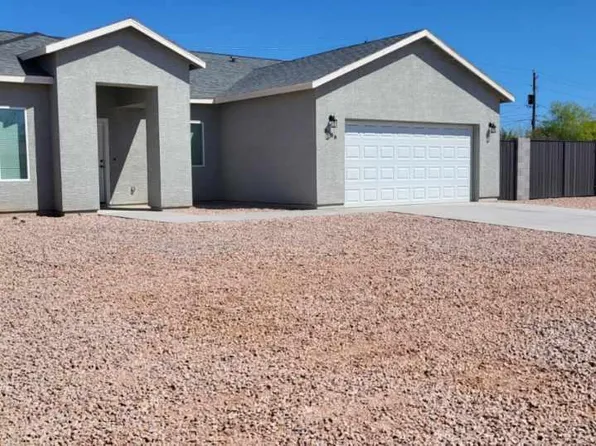 8588 E Edgewood Avenue, Mesa, AZ 85208