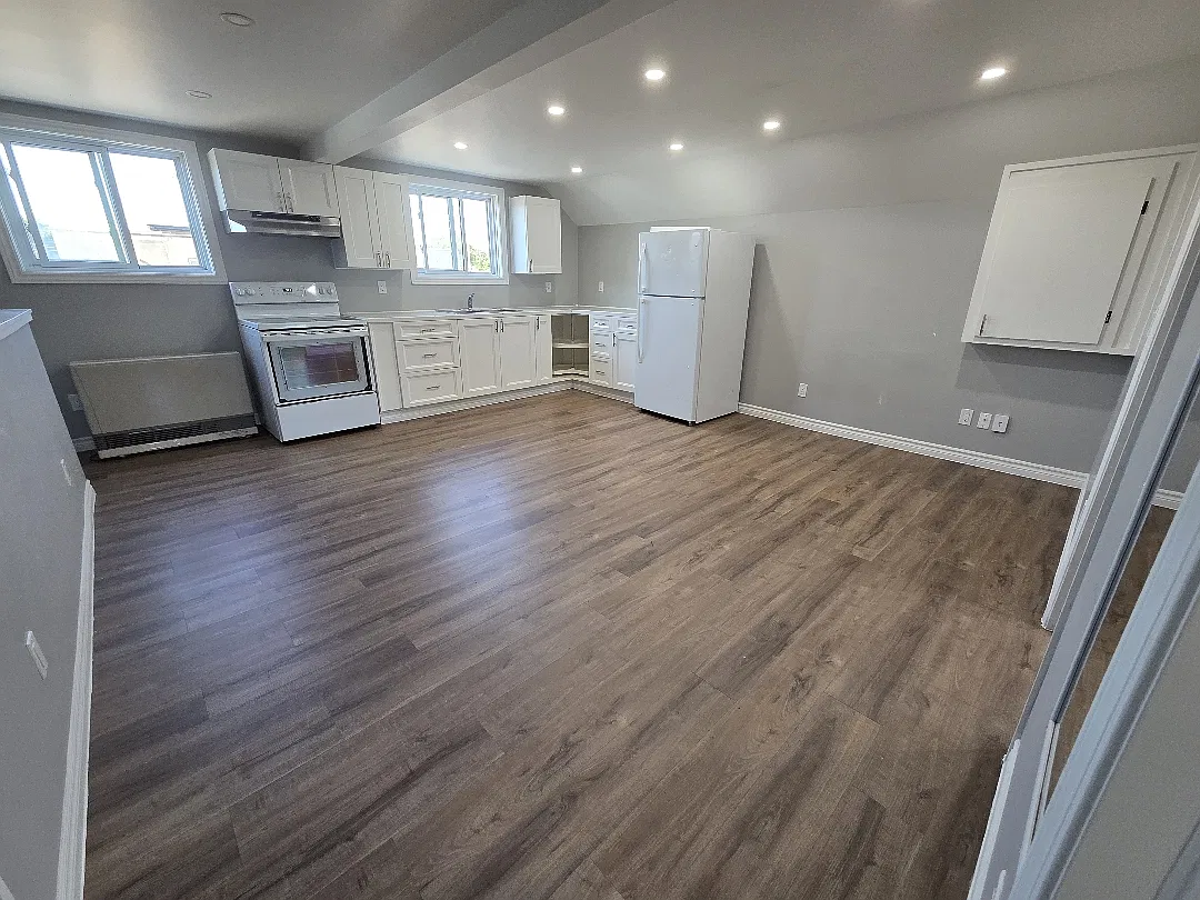 1 bed, $1,100 — Photo 1