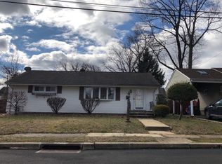 27 Eagle St, Iselin, NJ 08830