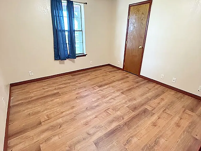 326 County Road 4228 — Photo 14