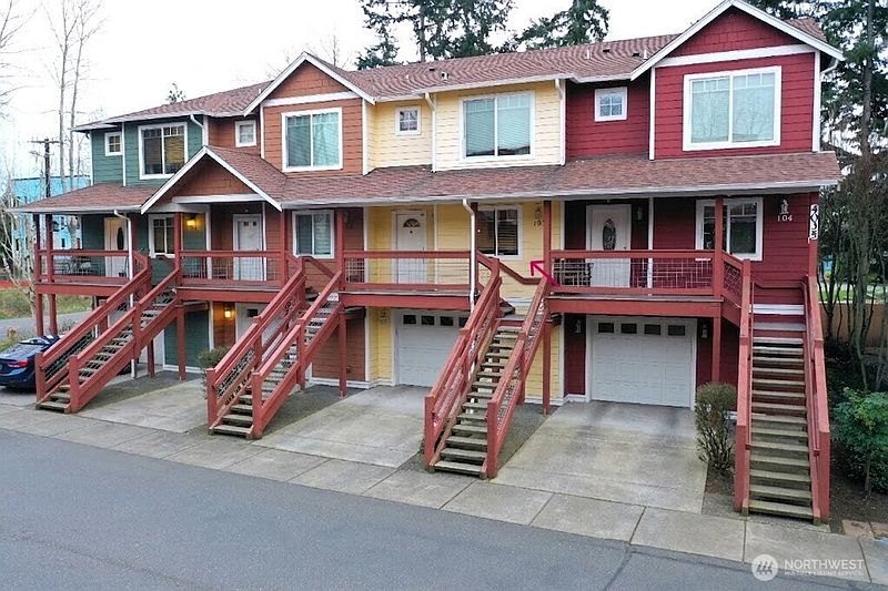 2nd image of 4035 Eliza Avenue #103
