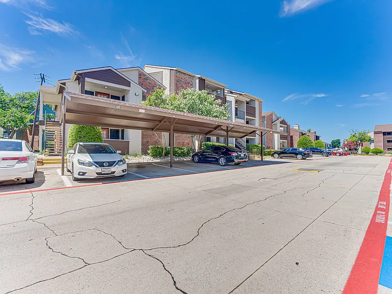Timberglen Apartments — Photo 19