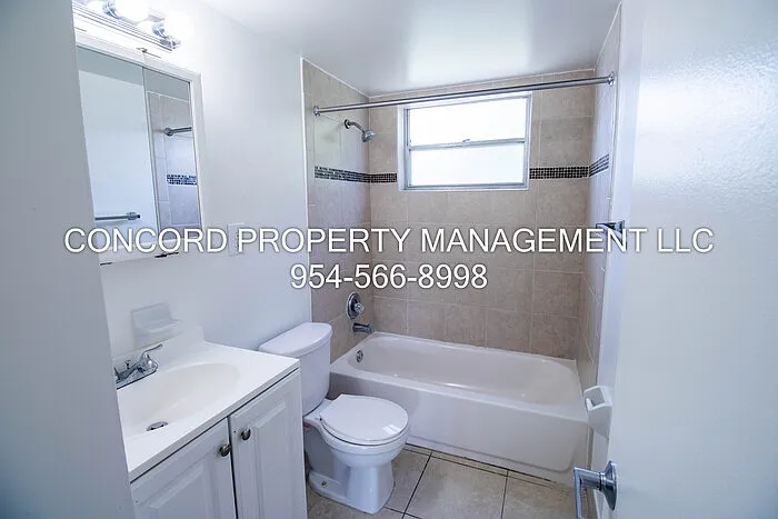 1505 SW 2nd St #209 — Photo 8