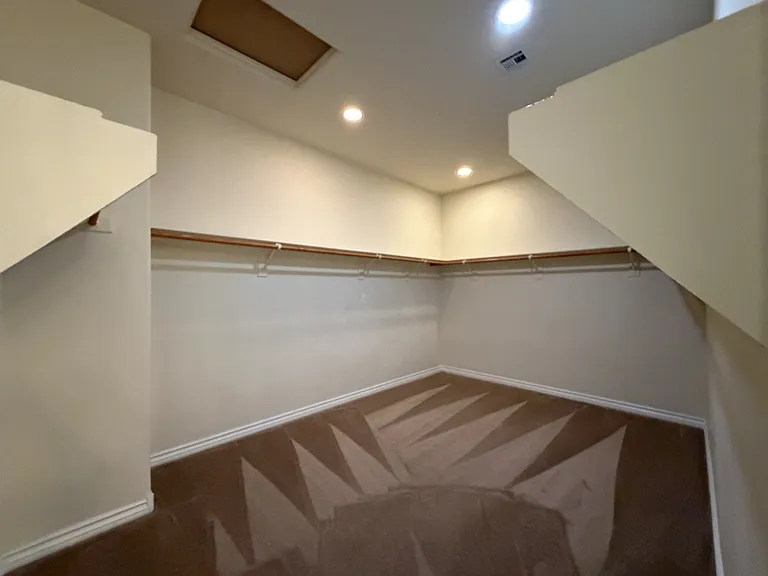 32 Delighted Ave — Photo 13