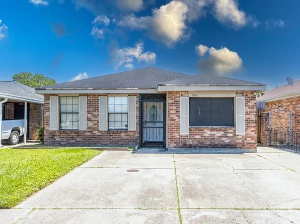 7663 Stonewood St, New Orleans, LA 70128