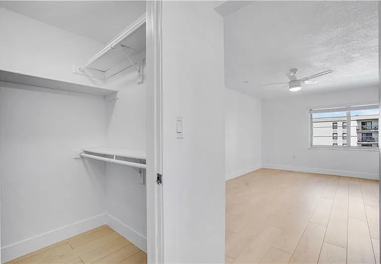 4670 W 13th Ln #411 — Photo 13