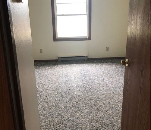 5th image of 2721 Harvey Dr #6