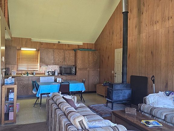 4th image of 3403 Pacific Way