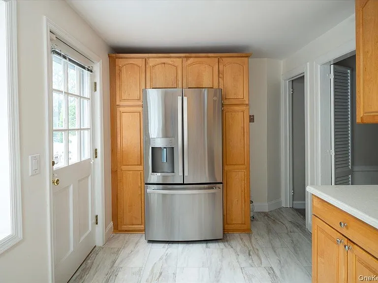 32 Chester Ave — Photo 11