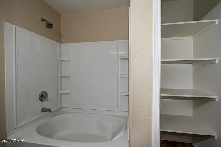 7034 W McMahon Way — Photo 9