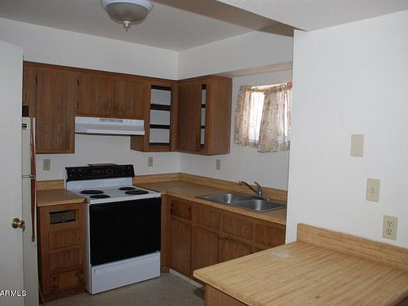 5th image of 1720 E Pepper Cir