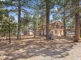 523 Wabash Ln, Sugarloaf, CA 92386