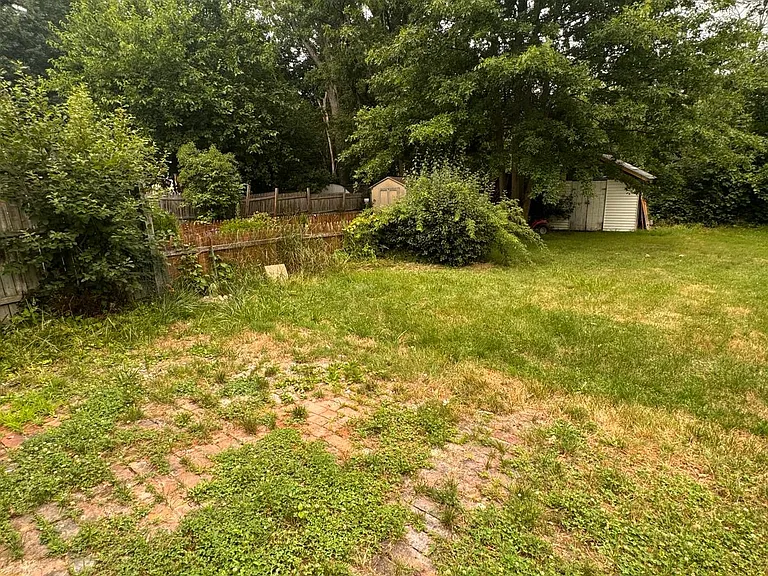 46 N Gilmore Blvd — Photo 31