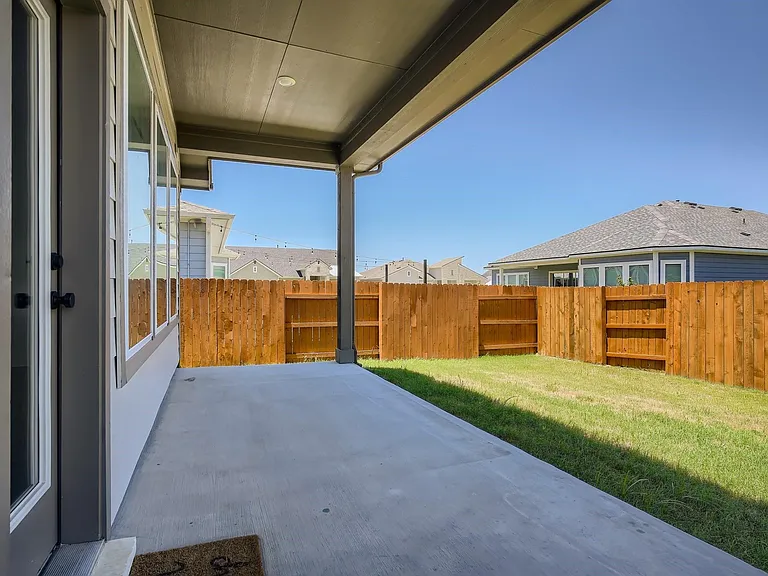 7904 Gilwice Ln — Photo 22