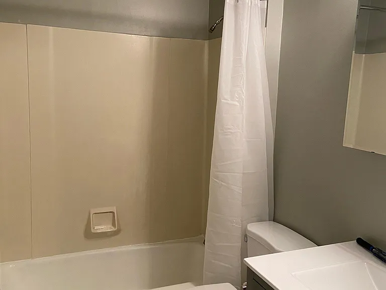 420 Coolidge Ave — Photo 1