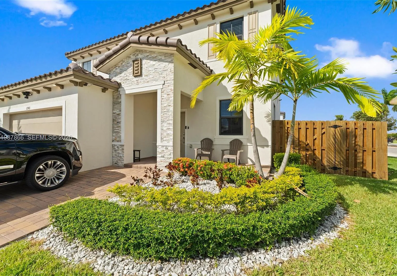 Estates At Silver Palm — Photo 4