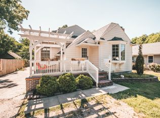 1529 S Fremont Ave, Springfield, MO 65804