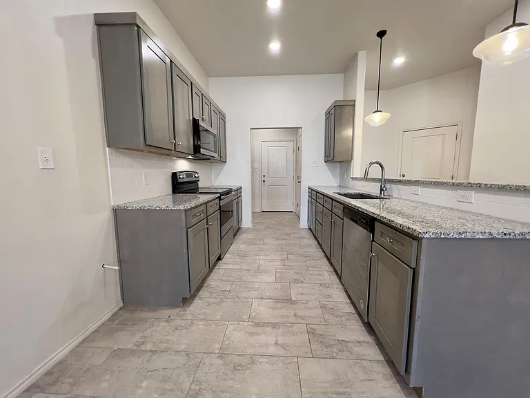1118 N 7th St — Photo 3