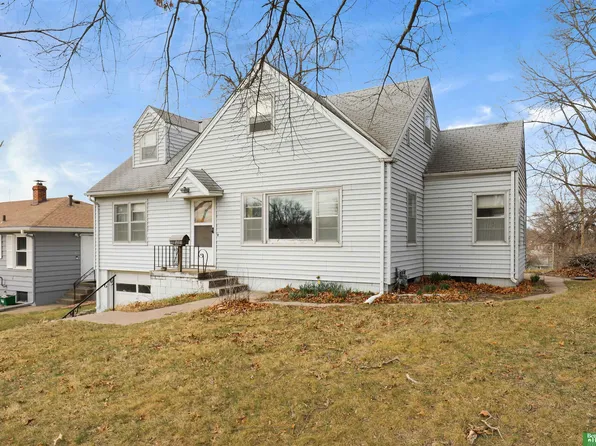 4908 Spaulding St, Omaha, NE 68104