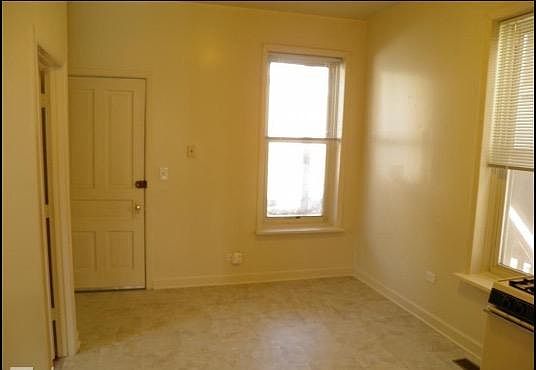 1st image of 1518 W Diversey Pkwy #1