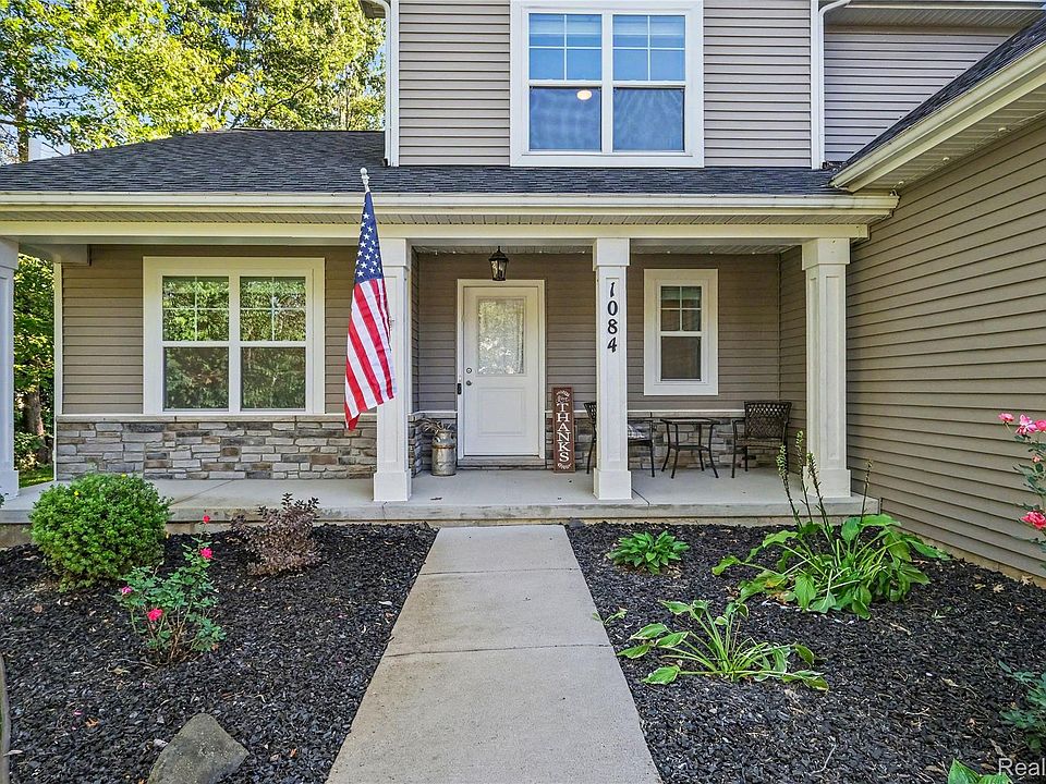1084 Woods Edge Dr, photo 7