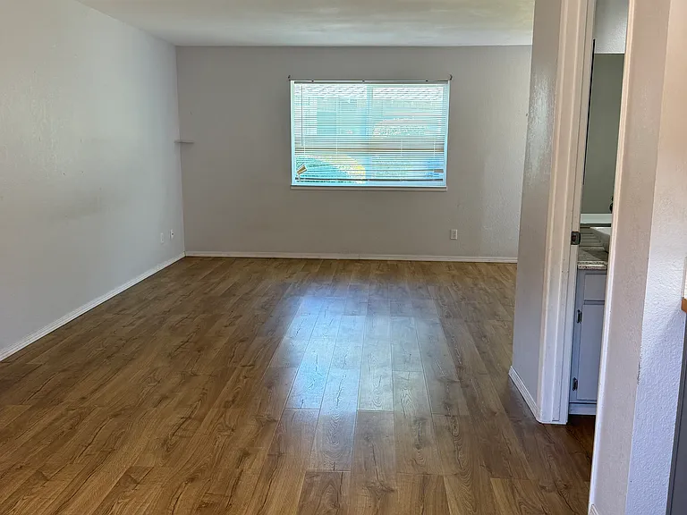 1505 Blackoak Dr #1501 — Photo 8
