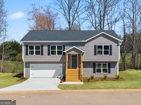 226 Highland Pointe Dr, Alto, GA 30510